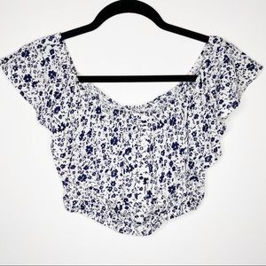 NWT LF Seek the Label Floral Crop Top
